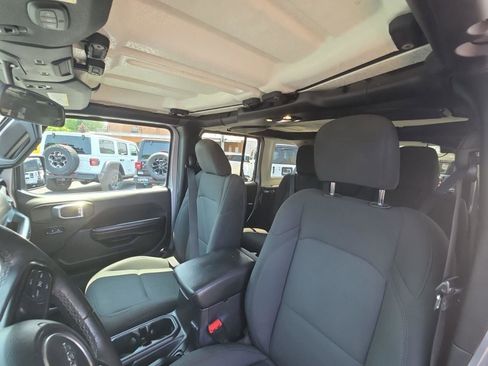 Used 2019 Jeep Wrangler Unlimited Sport S image 20