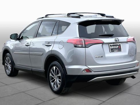 Used 2018 Toyota RAV4 XLE image 12