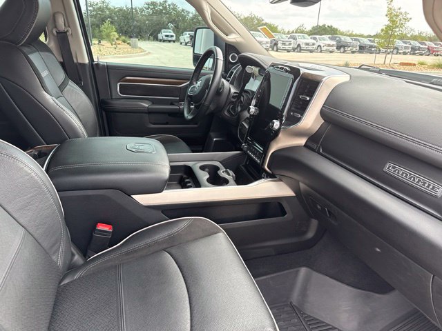 Used 2024 RAM 4500 Laramie AWD/4WD image 18