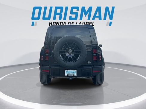 Used 2020 Land Rover Defender 110 SE image 7