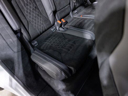 Used 2023 Lamborghini Urus Performante image 39