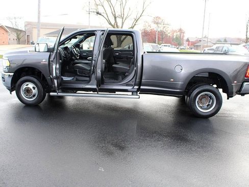Used 2022 RAM 3500 Big Horn w/ Level C Equiment Group image 6