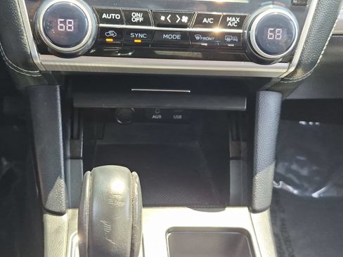 Used 2018 Subaru Outback 3.6R Limited AWD/4WD image 23