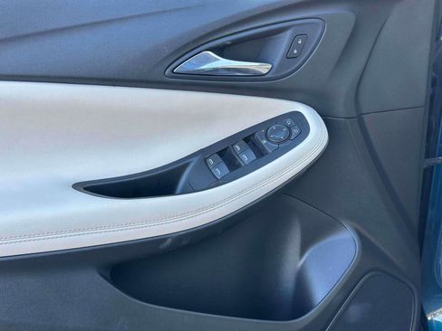 Used 2021 Buick Encore GX Select image 19