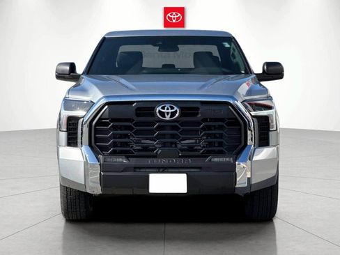 New 2026 Toyota Tundra SR5 w/ SR5 Convenience Package AWD/4WD image 7