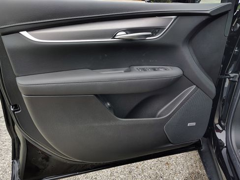 New 2025 Cadillac XT5 Luxury w/ LPO, Floor Liner Package image 11