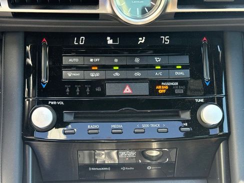 Used 2022 Lexus IS 350 F Sport AWD/4WD image 23