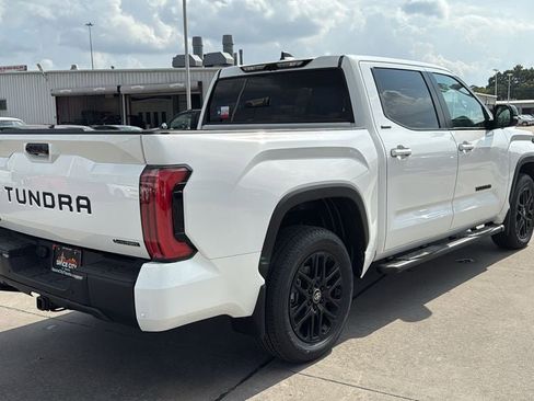 New 2026 Toyota Tundra Limited AWD/4WD image 8