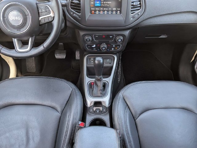 Used 2019 Jeep Compass Latitude w/ Popular Equipment Group FWD image 18