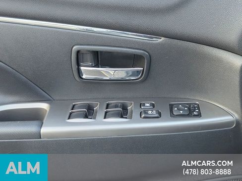 Used 2024 Mitsubishi Outlander Sport SE image 30