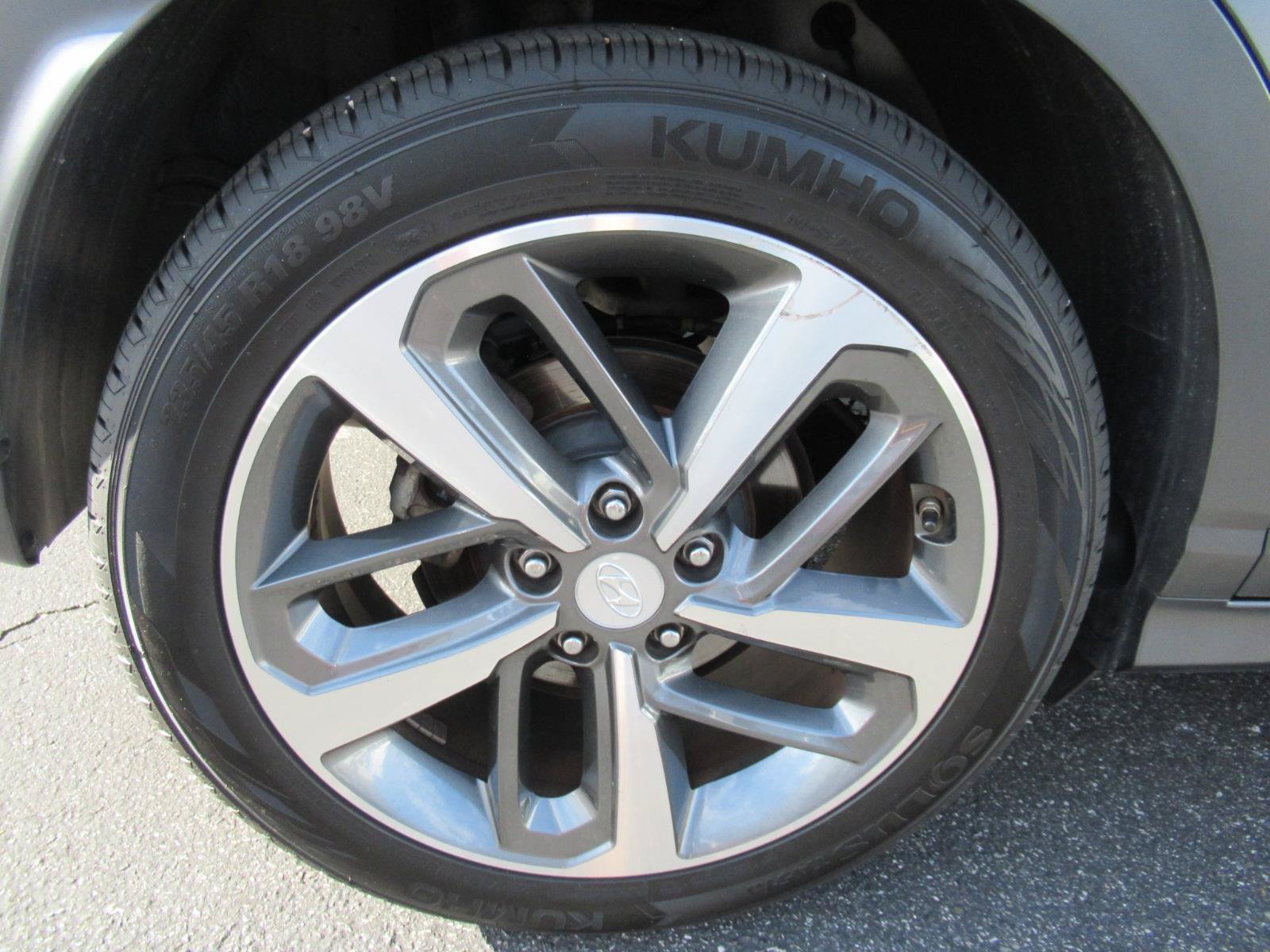 Used 2020 Hyundai Kona Limited FWD image 9
