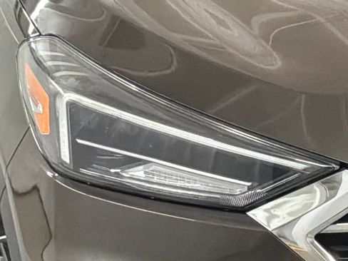 Used 2019 Hyundai Tucson Limited AWD/4WD image 28