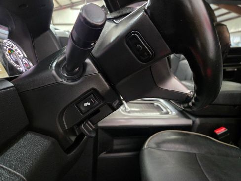 Used 2017 RAM 3500 Laramie Longhorn image 39