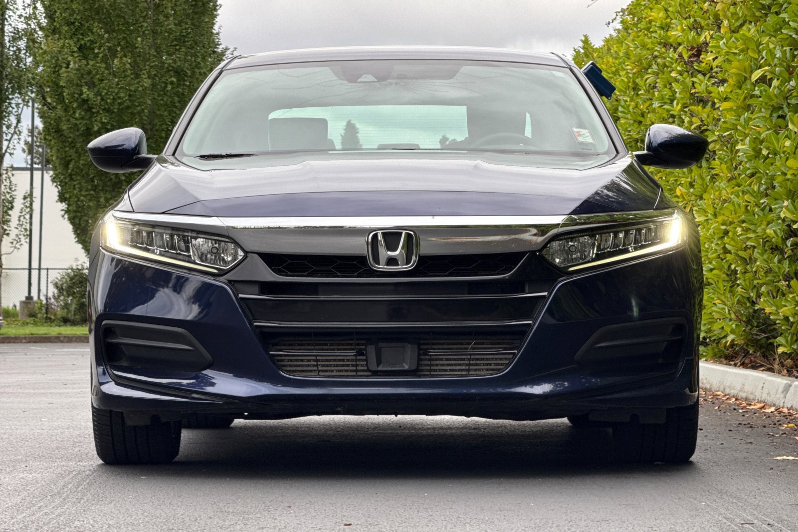Used 2018 Honda Accord LX image 9