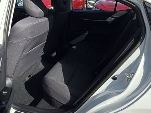 Used 2025 Toyota Camry LE w/ Convenience Package image 16