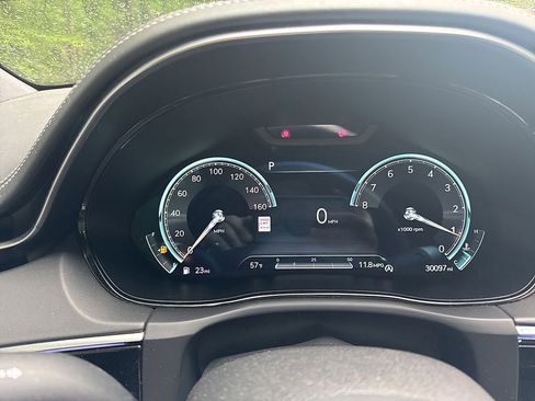 Used 2024 Genesis GV70 2.5T w/ Sport Prestige Package AWD/4WD image 17