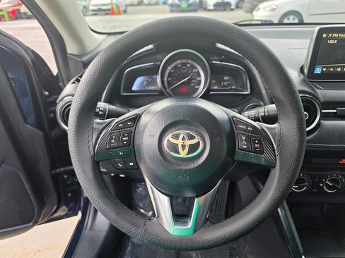 Used 2017 Toyota Yaris iA FWD image 34