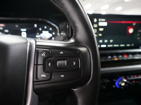 Used 2025 GMC Sierra 1500 Elevation w/ Preferred Package AWD/4WD image 18