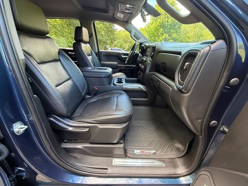 Used 2020 Chevrolet Silverado 1500 LT Trail Boss AWD/4WD image 28