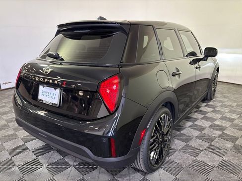 New 2026 MINI Cooper S FWD image 4