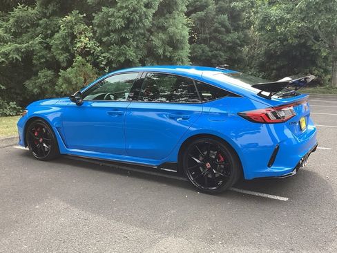 Used 2023 Honda Civic Type R image 10