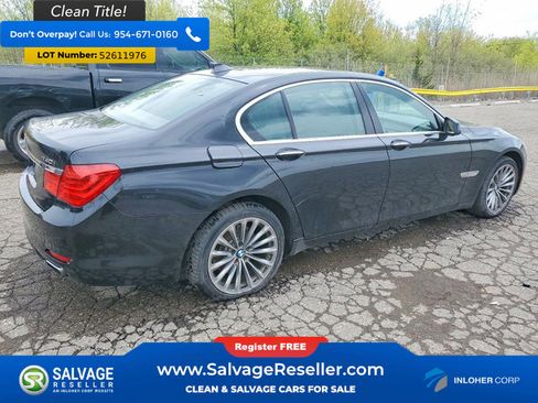 Used 2012 BMW 740i RWD image 4