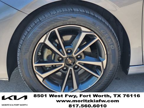 Certified 2022 Kia Forte LXS w/ LXS Technology Package FWD image 9