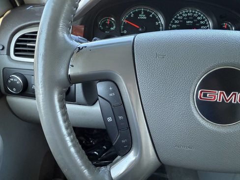 Used 2009 GMC Yukon SLT image 17