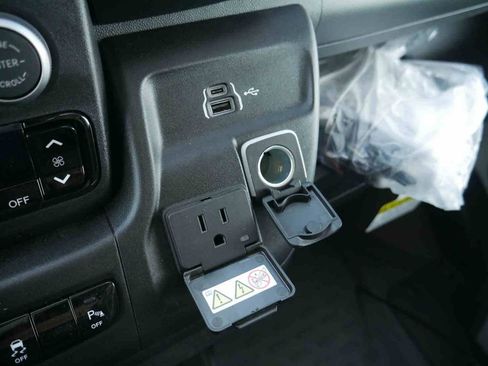 New 2026 RAM ProMaster 3500 w/ Safety Group image 34