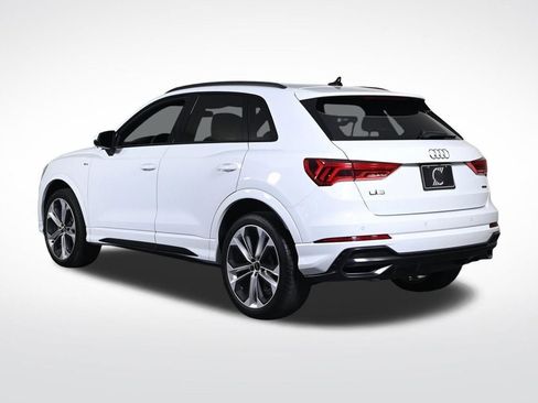Used 2025 Audi Q3 2.0T Premium w/ Convenience Package AWD/4WD image 3