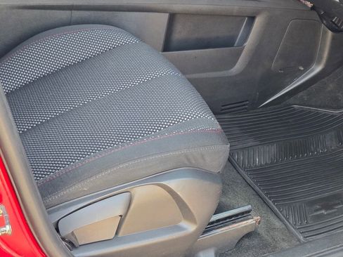 Used 2014 Chevrolet Equinox LT w/ Driver Convenience Package image 11