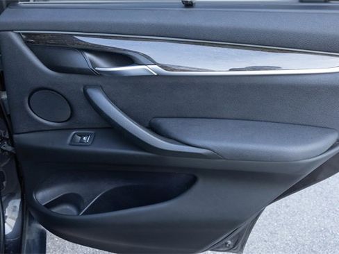 Used 2018 BMW X5 xDrive35i image 16