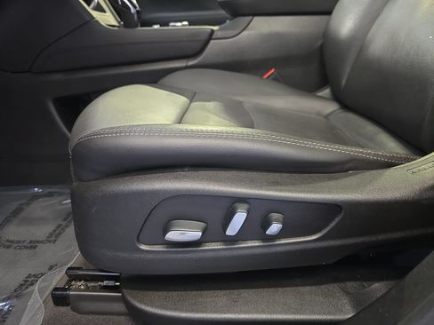 Used 2021 Cadillac XT5 Premium Luxury AWD/4WD image 33