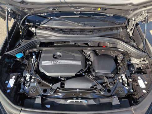 Used 2025 BMW X1 xDrive28i w/ M Sport Package image 33