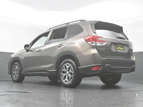 Used 2021 Subaru Forester Premium AWD/4WD image 44