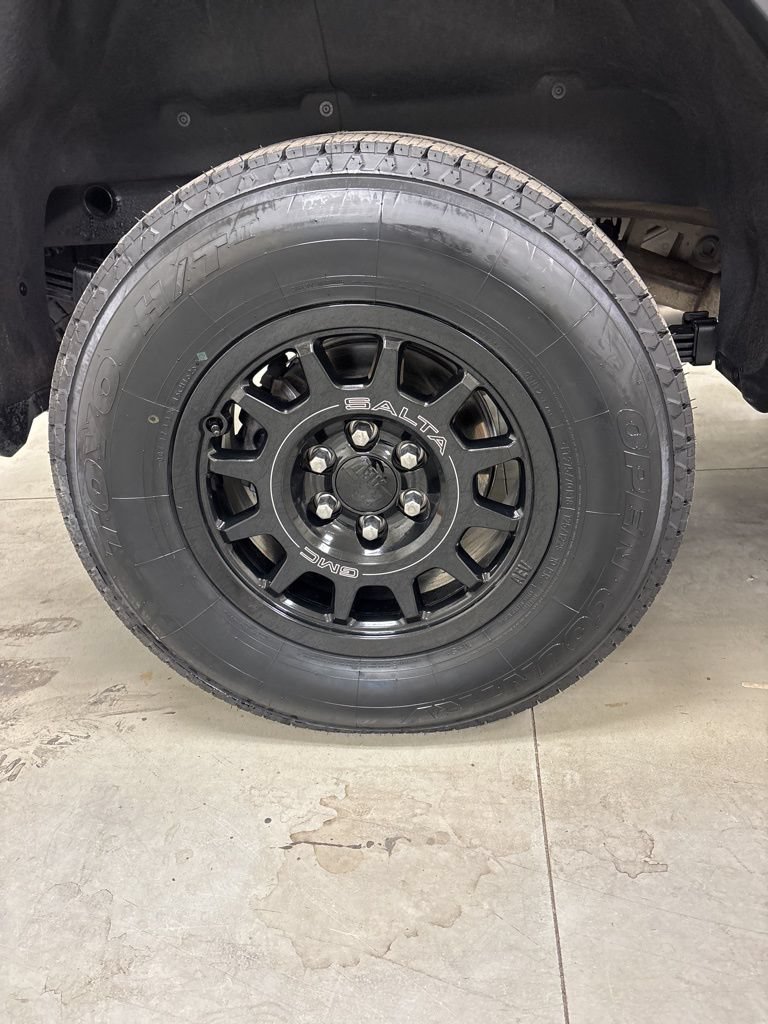 Used 2024 GMC Sierra 1500 AT4X w/ AT4X AEV Edition AWD/4WD image 41