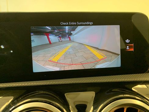 Used 2023 Mercedes-Benz CLA 250 4MATIC image 44
