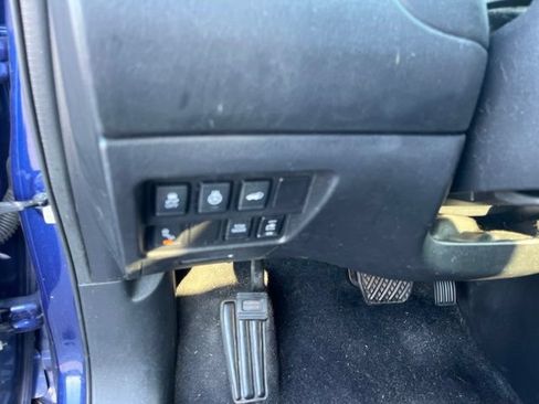 Used 2019 Nissan Pathfinder SL w/ Rock Creek Edition FWD image 33