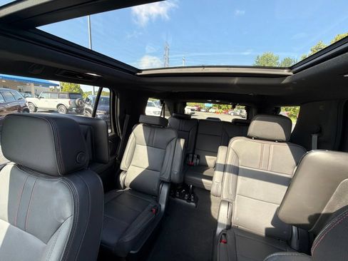 Used 2023 Chevrolet Tahoe RST w/ Luxury Package AWD/4WD image 11