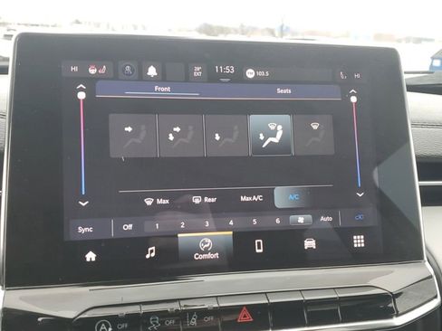 Used 2022 Jeep Compass Limited image 17