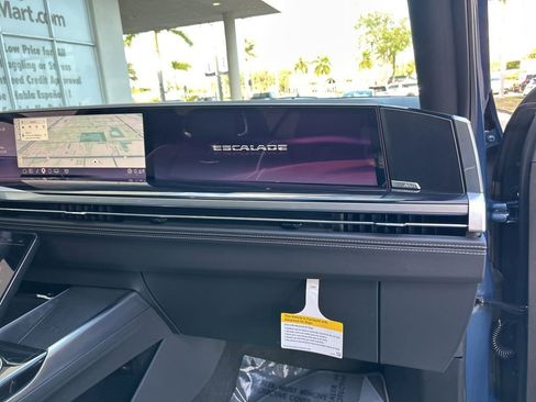 Used 2026 Cadillac Escalade Sport image 26