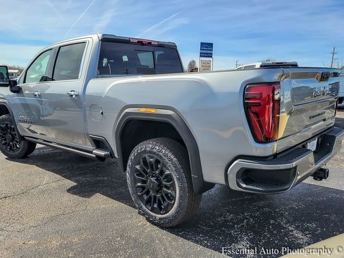 New 2026 GMC Sierra 2500 Denali Ultimate w/ LPO, Black Badging Package image 6