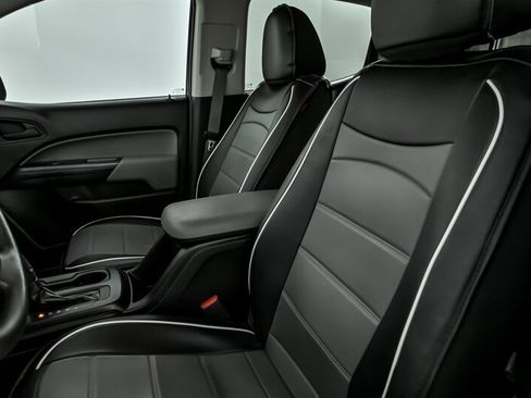 Used 2021 Chevrolet Colorado W/T w/ Custom Special Edition image 18