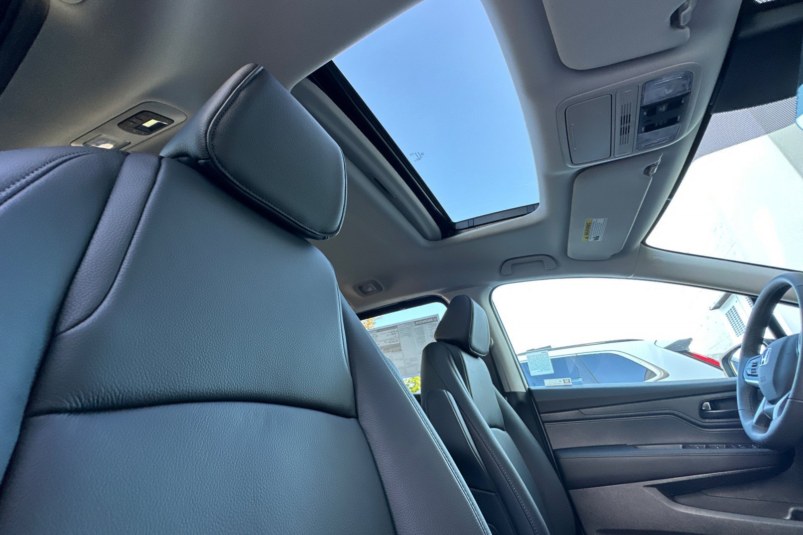 New 2026 Honda Odyssey EX-L image 15