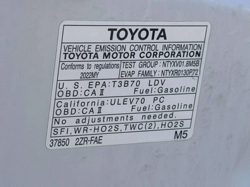 Used 2022 Toyota Corolla LE FWD image 13
