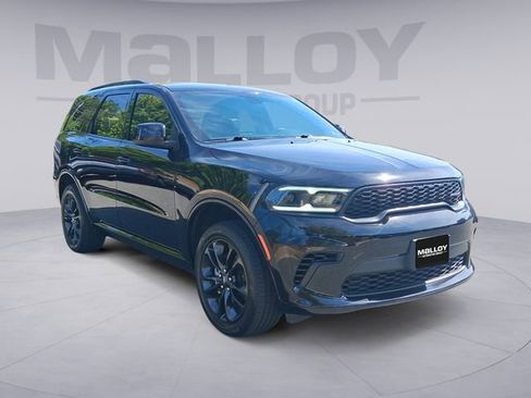 Used 2023 Dodge Durango GT w/ Blacktop Package AWD/4WD image 7