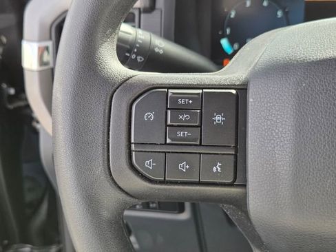 Used 2024 Ford F150 XL w/ Equipment Group 103A High RWD image 19