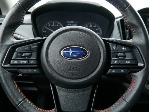 Used 2024 Subaru Crosstrek 2.5i Limited AWD/4WD image 25