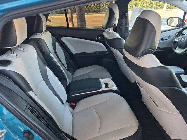 Used 2017 Toyota Prius Prime Premium FWD image 7