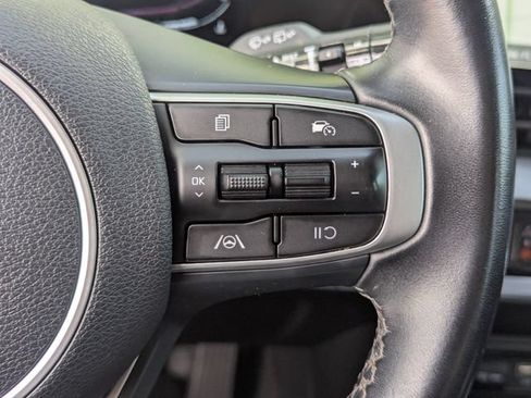 Used 2024 Kia Sportage EX FWD image 32